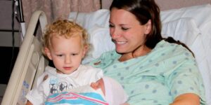 new parents with newborn